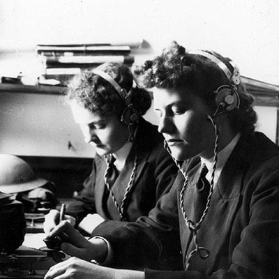 WRANS using the Wireless Telegraph c 1943-45 Argus Newspaper Collection of Photographs, State Library of Victoria