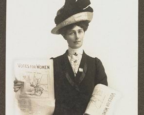 Vida Goldstein selling Votes for Women newspaper 1912  photographer T Humphrey & Co.  State Library Victoria (MS11749/PHO1)