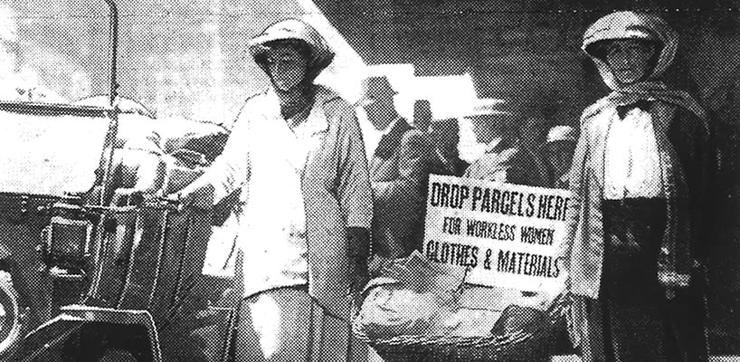 Miss Goldstein and Miss John collecting clothing 1915 Flinders Street, Melbourne The Herald 18 February 1915
